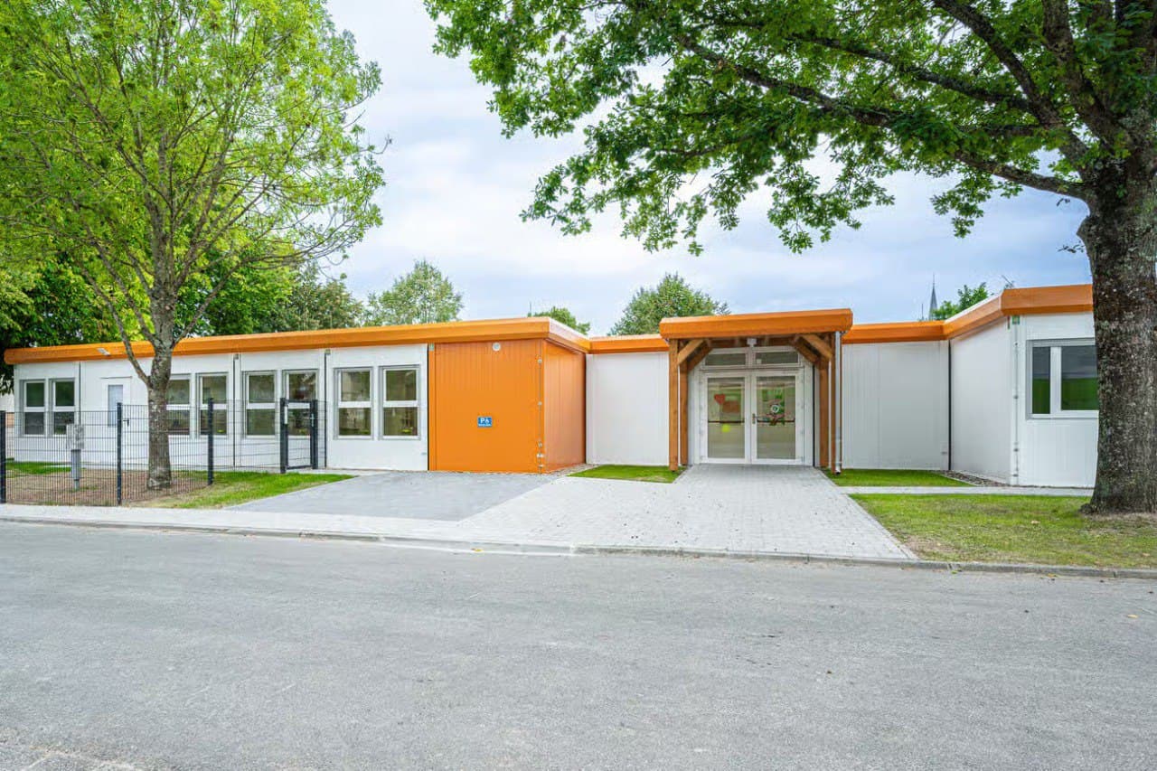 Containers & Mobile Units 2