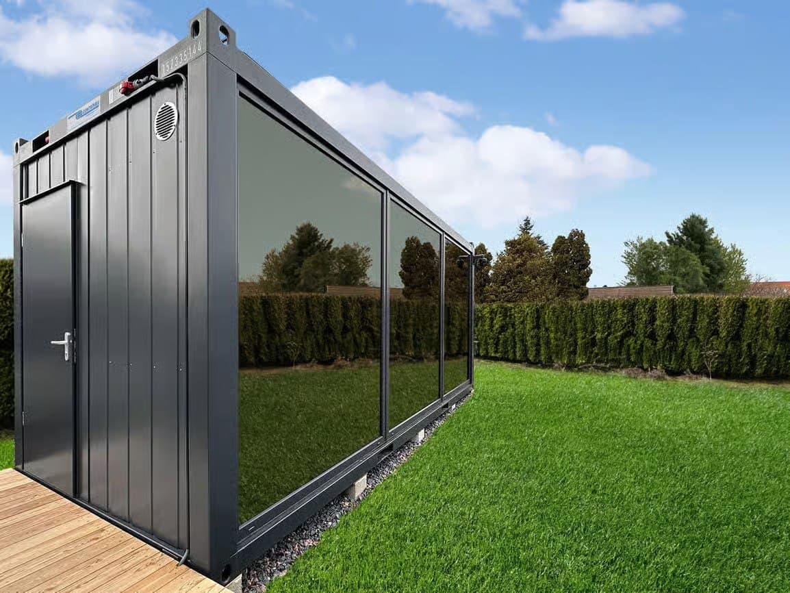 Containers & Mobile Units 4